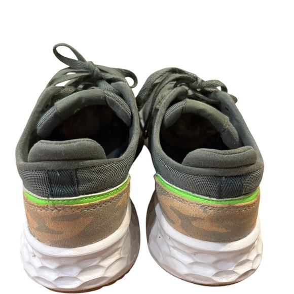 New Balance Women's Fresh Foam X70 V1 Sneaker size 7.5 - Picture 4 of 7